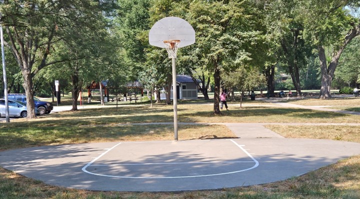 Taliaferro basketball free throw practice court